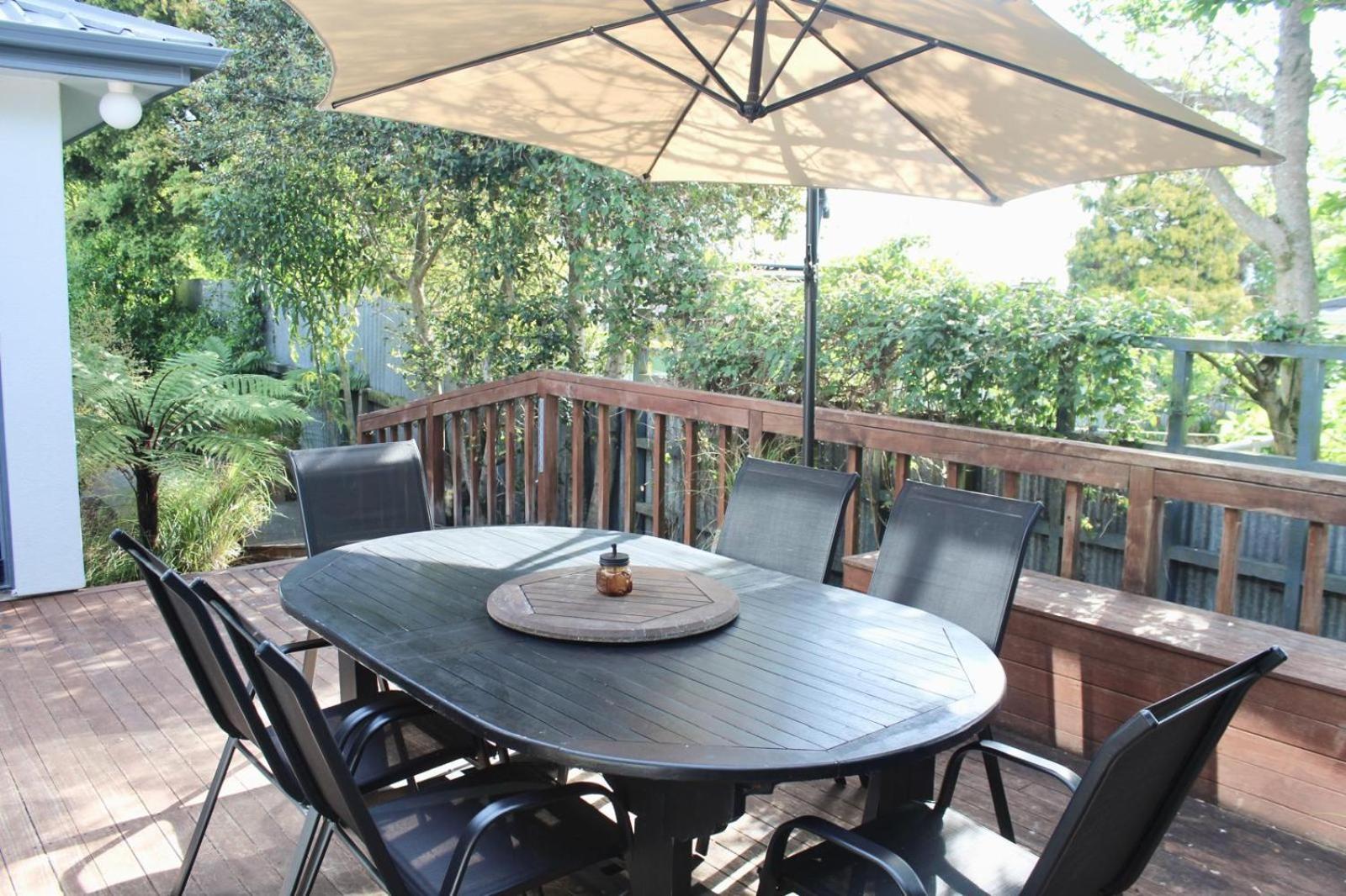 5-Min Walk To Village - Havelock North Holiday Home With Spa Pool Bagian luar foto