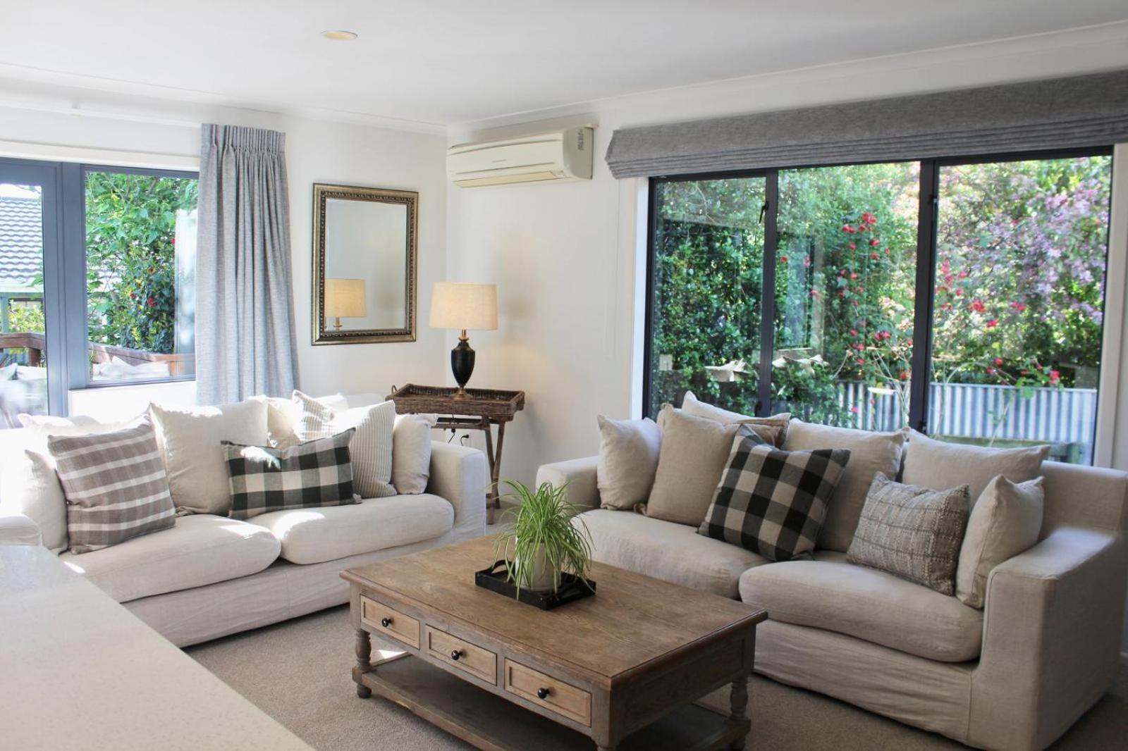 5-Min Walk To Village - Havelock North Holiday Home With Spa Pool Bagian luar foto
